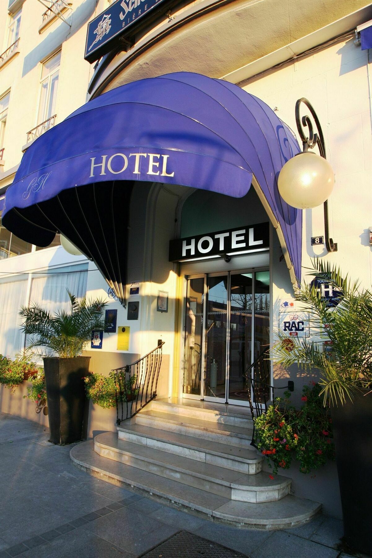 Le Grand Hotel วาลองเซียนส์ ภายนอก รูปภาพ