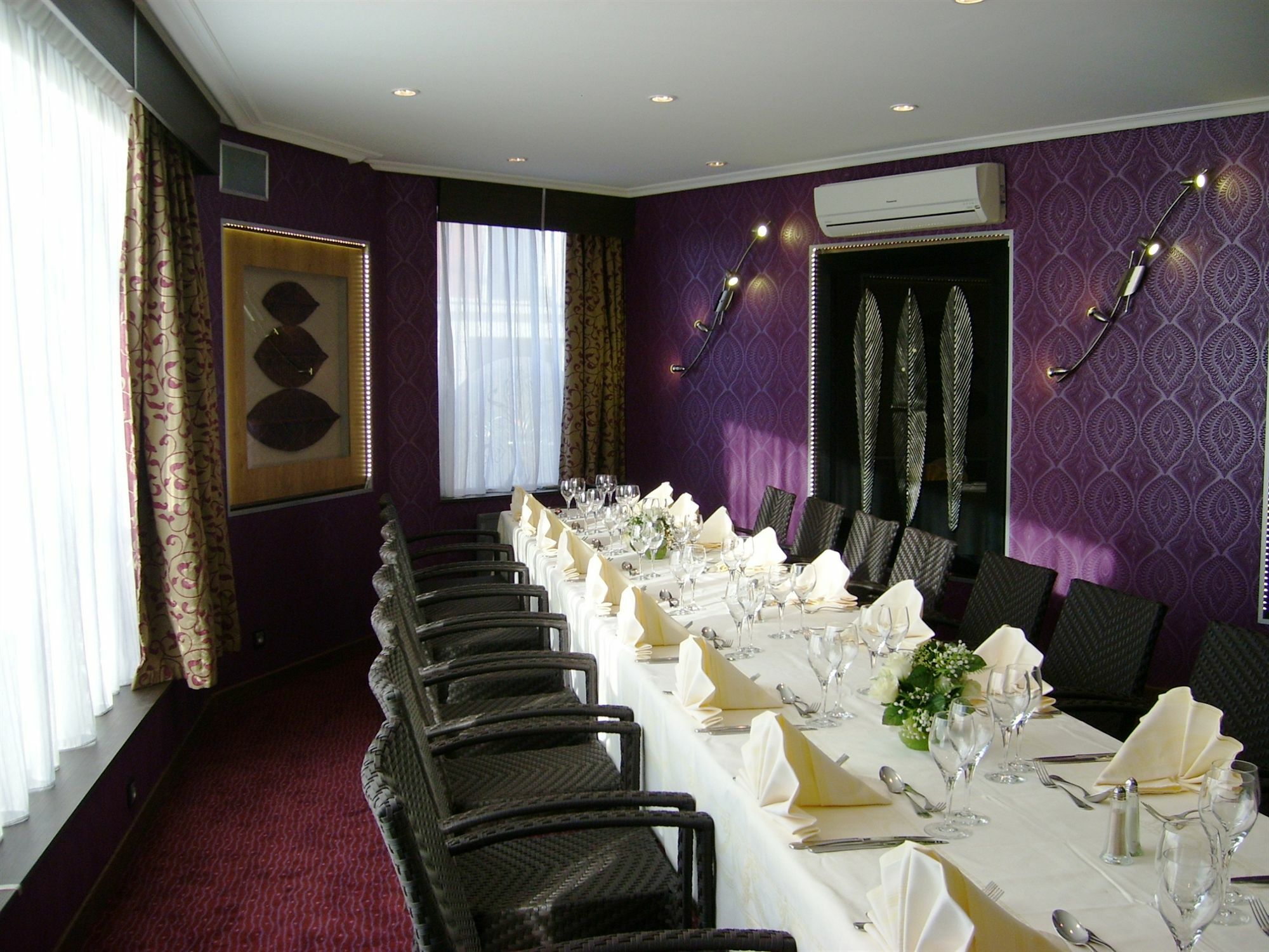 Le Grand Hotel วาลองเซียนส์ ภายนอก รูปภาพ